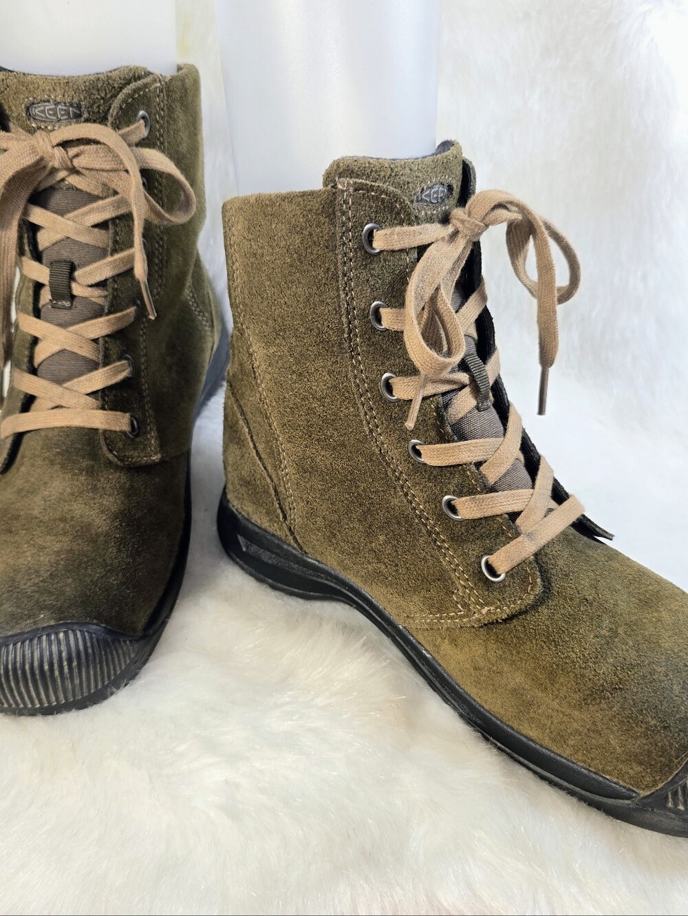KEEN "Reisen" Waterproof Women's Olive Suede Lace-Up Boots